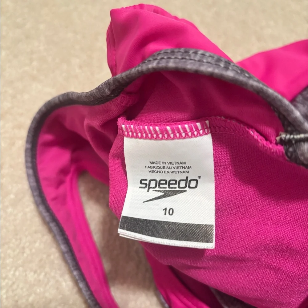 Speedo swimsuit siz 10 - Picture 6 of 8